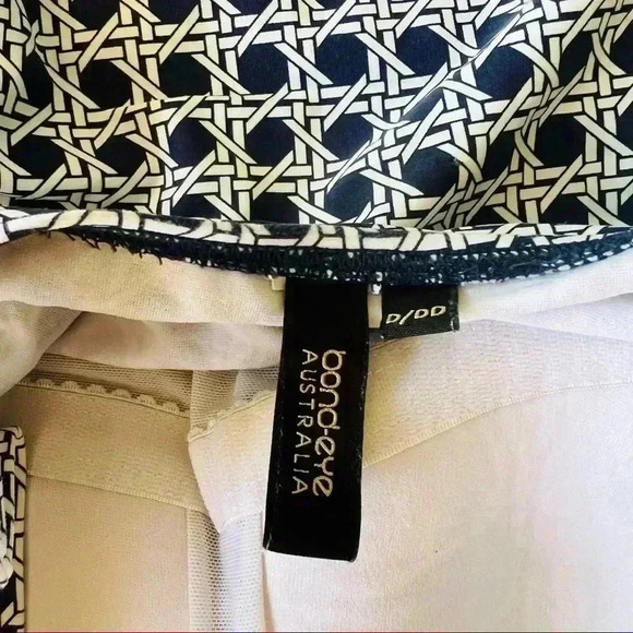 Bond-Eye Australia One Piece Swimsuit Sz D/DD - Picture 7 of 9